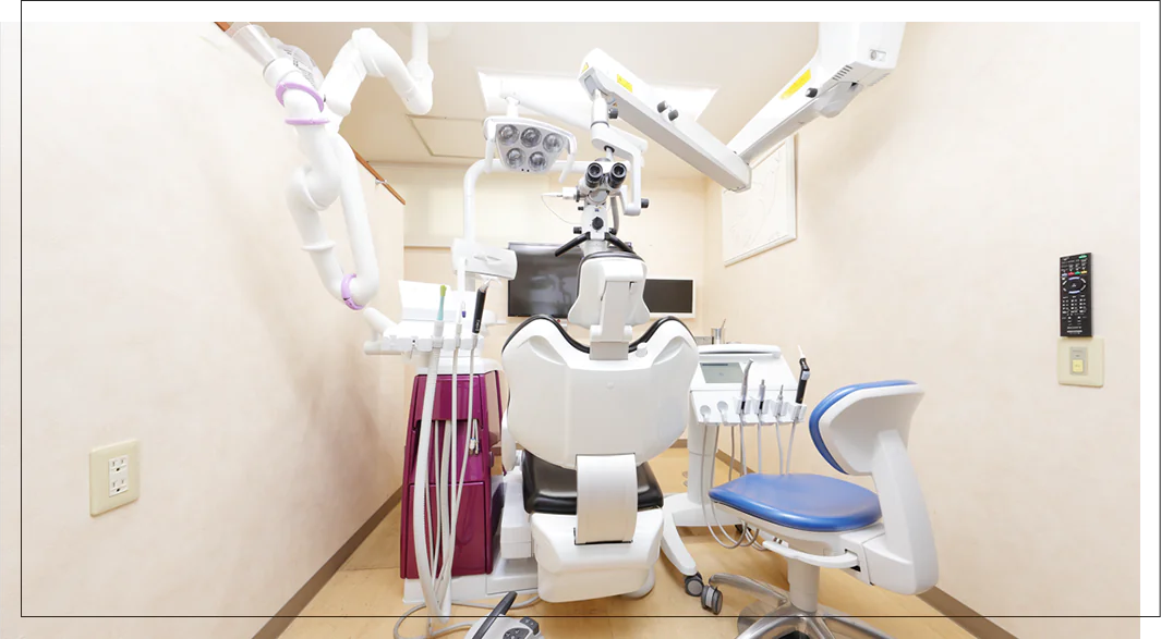 ①受付 ②診療室 ③斉藤デンタルオフィス外観