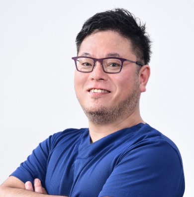 院長の新妻 康典