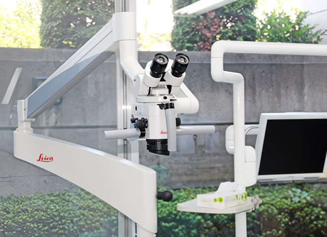 深田歯科医院で使用しているマイクロスコープです