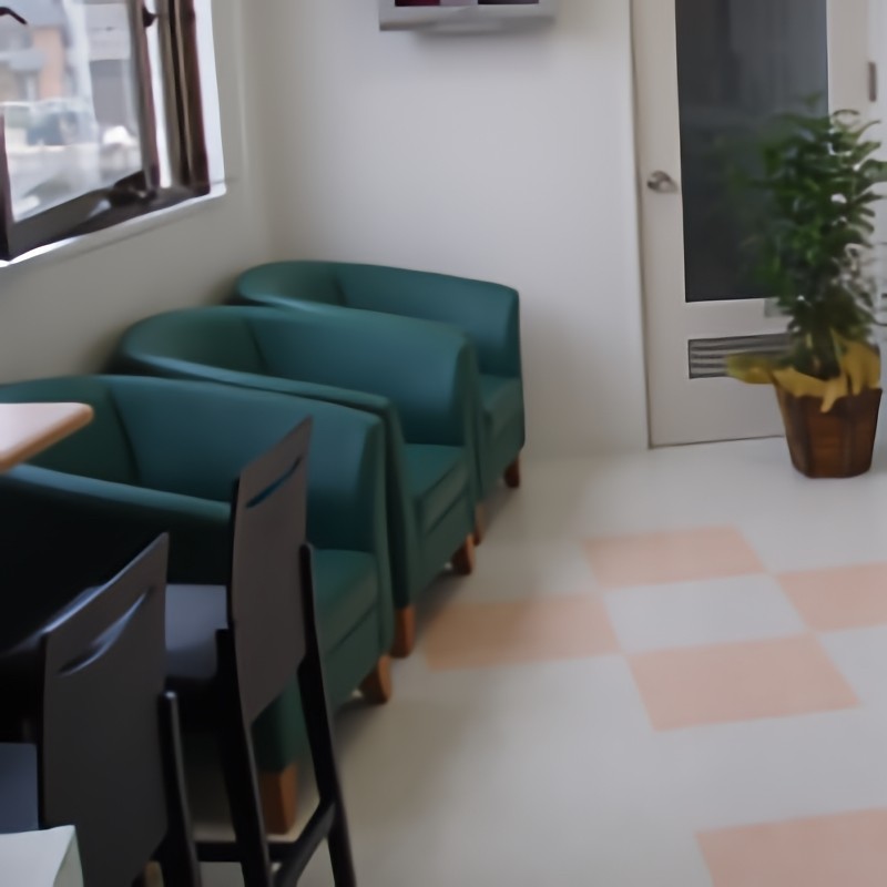 ①医院外観②待合室③診療室