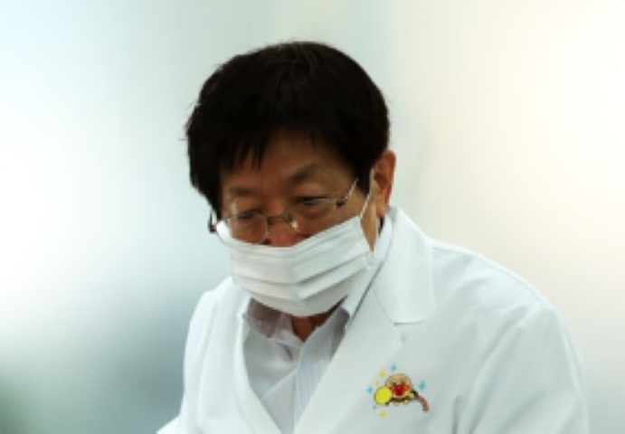 院長の上木 隆雄