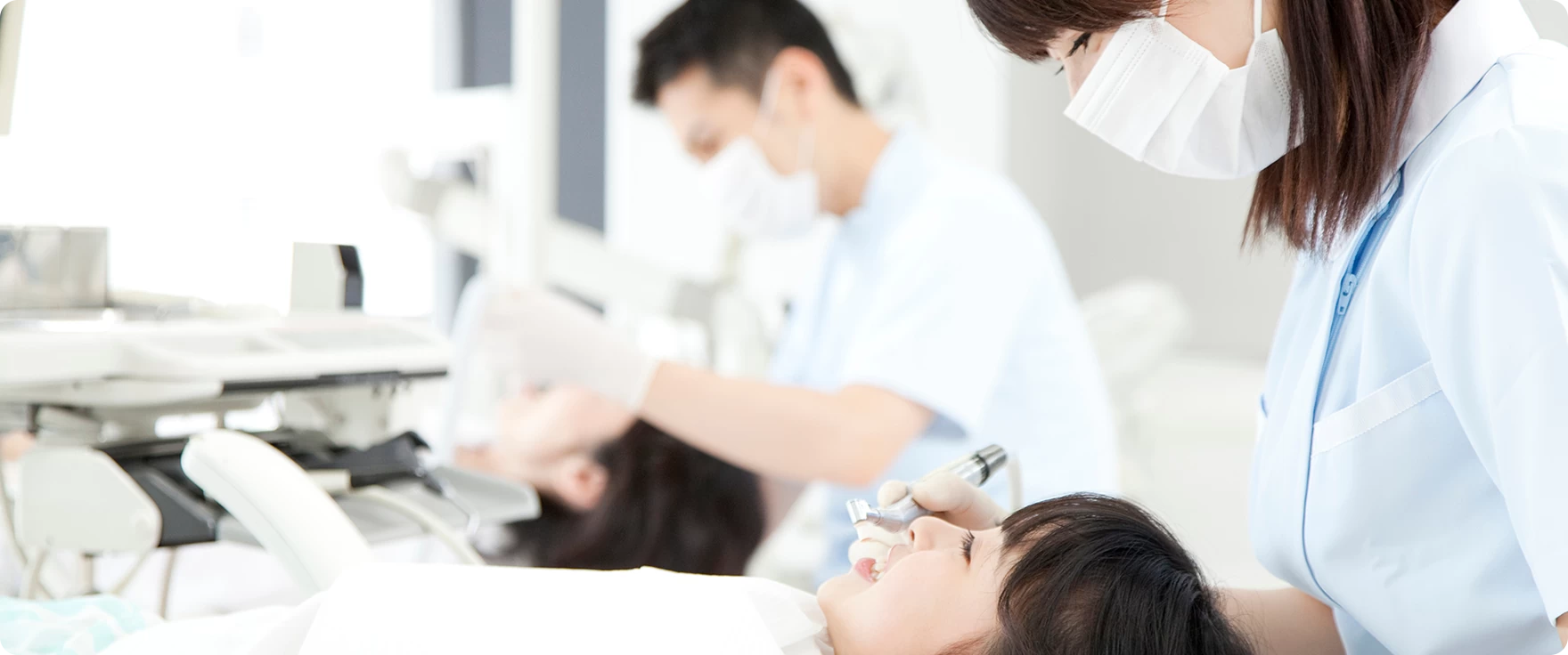 【西宮市民運動場前バス停徒歩2分】レーザー機器を活用し痛みに配慮した治療を行う橋本歯科医院