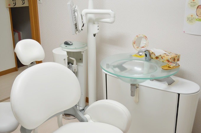 フッ素塗布や専門的なクリーニングで、虫歯や歯周病を予防