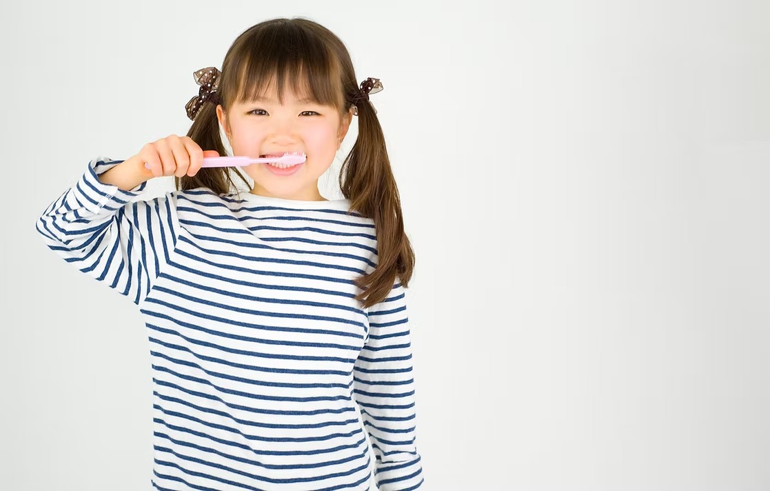 小さい頃から歯医者に通う習慣を付けると歯の健康を維持しやすくなります
