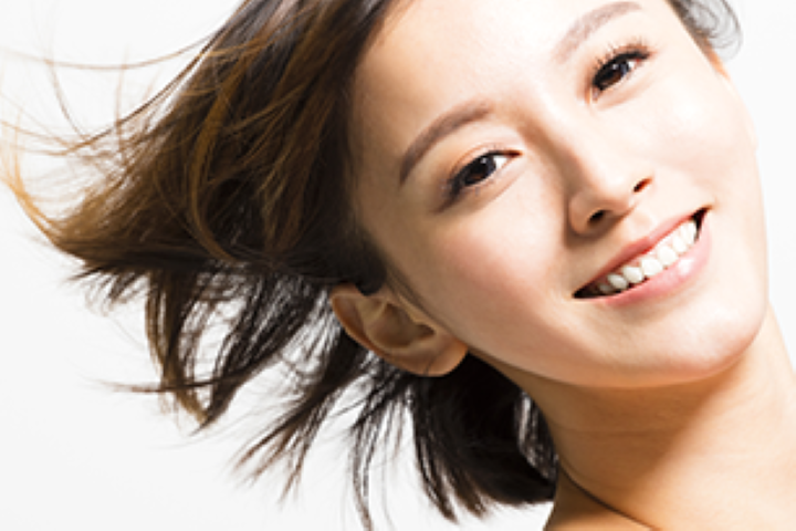 笑顔に自信を持つための審美歯科治療