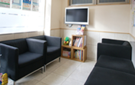 【土曜日診療対応】【雑司が谷駅徒歩1分】地域の皆様が安心して治療を受けられるよう、丁寧で誠実な医療を提供する「岡歯科医院」