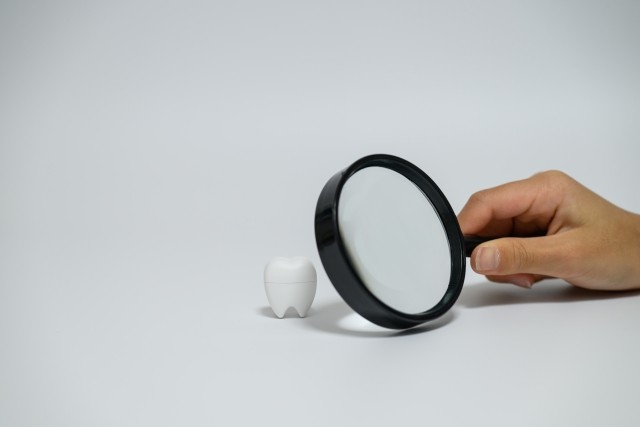 人工歯を利用してしっかり噛めるお口を目指します