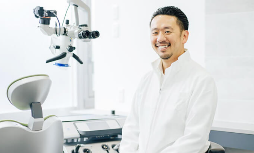 院長の百瀬　智彦