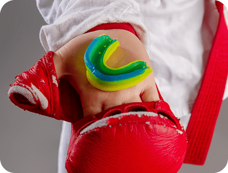 患者様の多様なニーズに応えるため、さまざまな目的に適したマウスピース治療を提供しています。