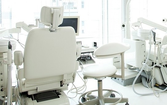 正しいセルフケアと専門的なクリーニングで予防をサポート