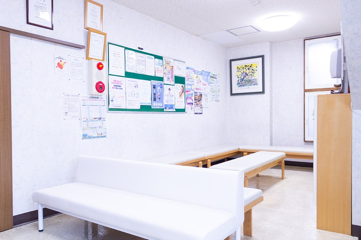 院は白を基調とした清潔感あるつくりとなっています