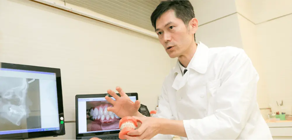 院長の高津 裕介