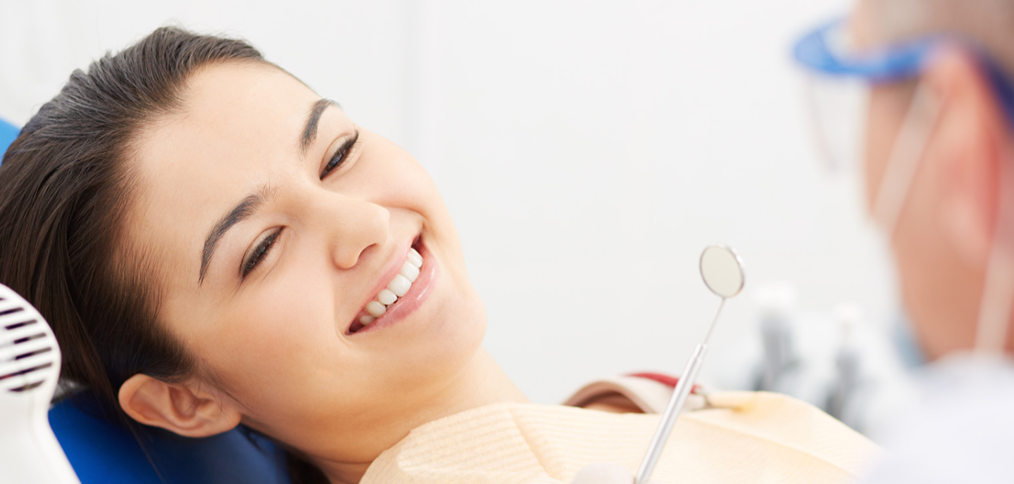 患者様の疑問や悩みに丁寧に対応し、最適な治療計画を説明します