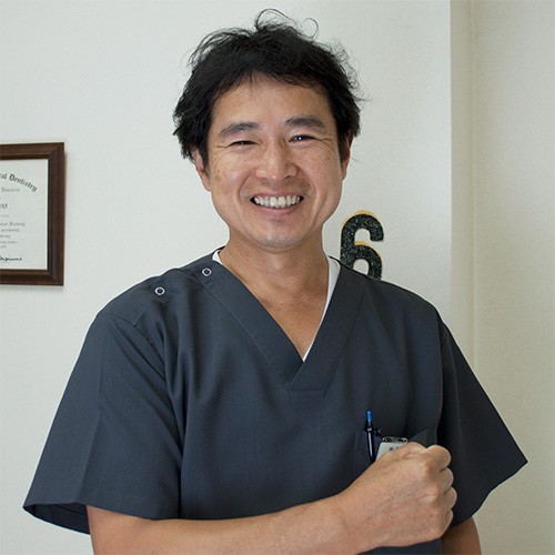 ①イメージ画像 ②院長 ③イメージ画像