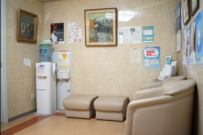 【東京駅 八重洲中央口 徒歩1分】インプラント治療と口腔外科治療に特化した東京セントラル歯科