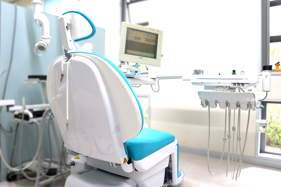 診療ユニットの間隔は広く取っています