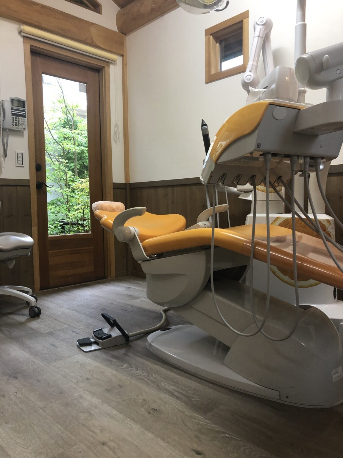 【キッズルーム完備・WEB予約可】家族を想う視点を大切にした診療を行う野崎歯科医院