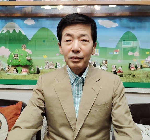 一人ひとりのお口と誠実に向き合い、健やかな歯と笑顔のある暮らしを支えることが、安田歯科医院の診療理念です。