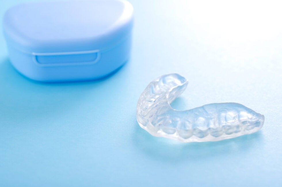 最近の研究では、マウスガードを使うことで、噛み合わせの安定性が高まり、パフォーマンス向上につながることも分かってきました