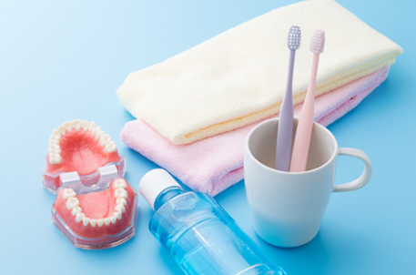 患者様一人ひとりに適した治療を提供し、健康な歯とお口を守りながら、快適な生活をサポートしています。