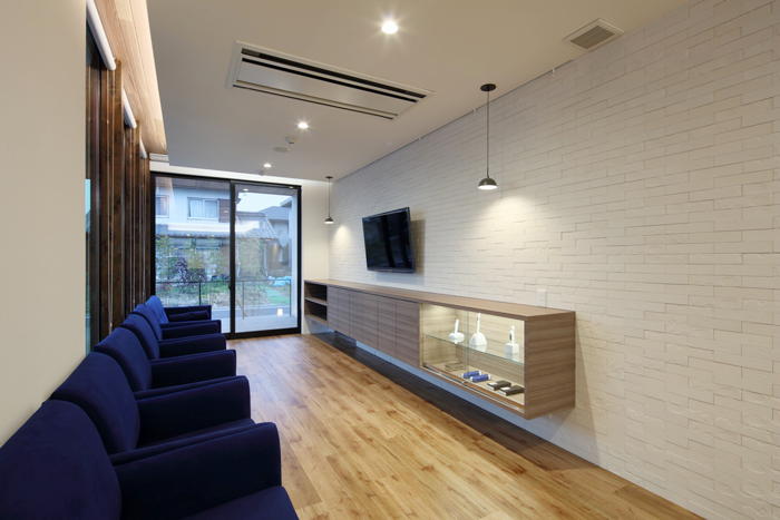 【土曜日診療対応】【駐車場完備】ご家族皆様が安心して通える、やさしさと温もりにあふれた歯科医院「はぐくみ歯科」