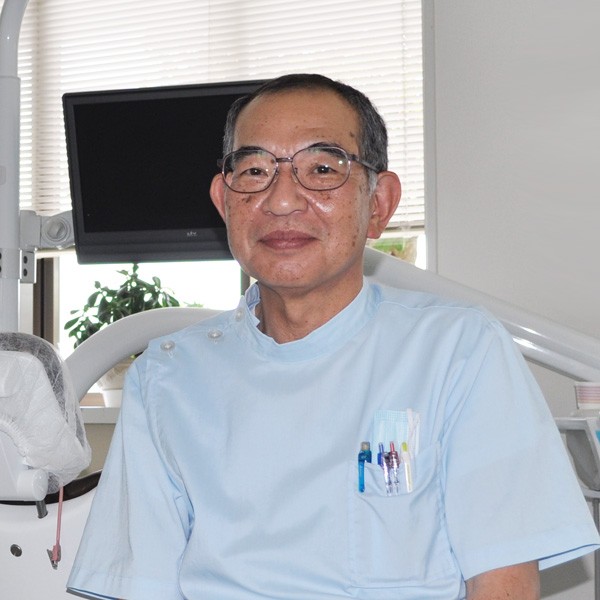 ご自身の歯で噛む喜びを守る丁寧な治療に努めています