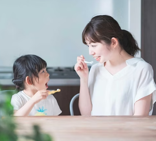 歯周病や虫歯を予防するために、定期的な検診や予防ケアを行っています。