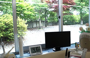 ①外観②院内風景③診療風景