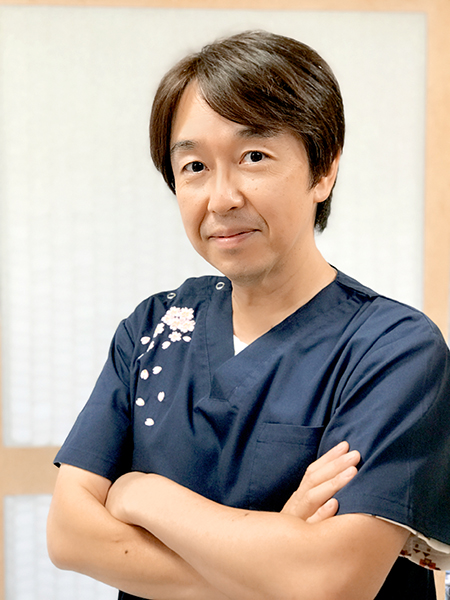 院長の笹子 滋一