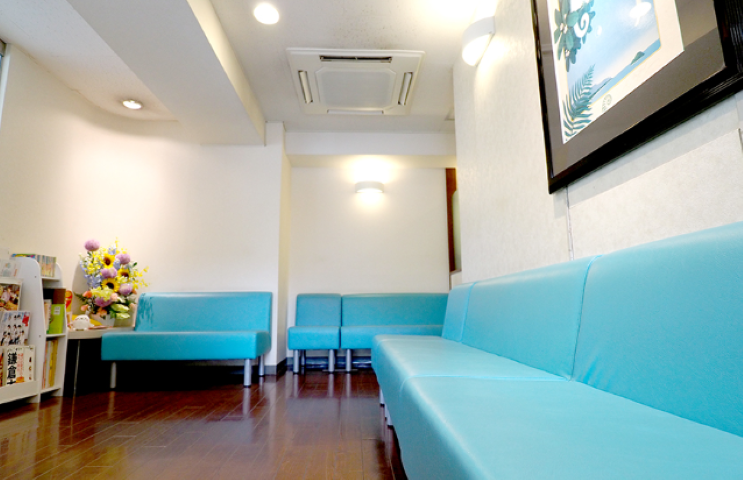 【浦賀駅徒歩1分】専門医が在籍するりんご歯科クリニック