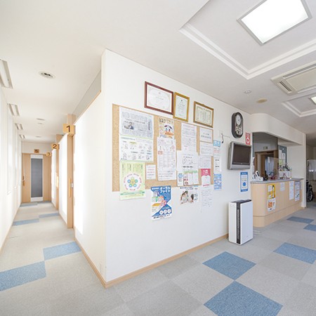 【IRいしかわ鉄道線 西松任駅 徒歩14分】予防と口腔機能育成に力を入れるなりのぼう歯科口腔外科クリニック