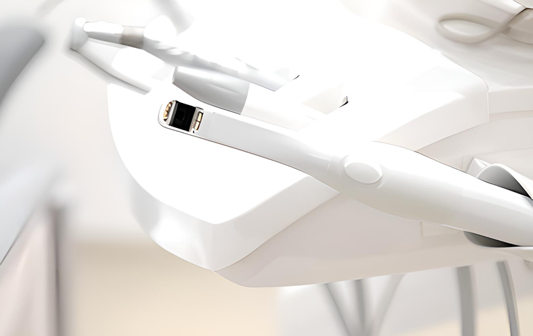 科学と教育を基盤に家族全員の生涯口腔健康をサポート