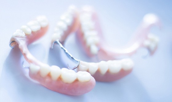 様々な入れ歯を取り扱っています