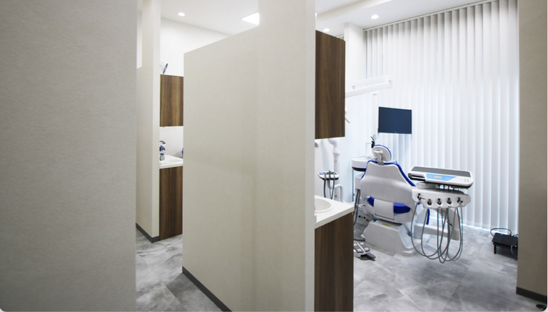 院長の渡邉 雅昭