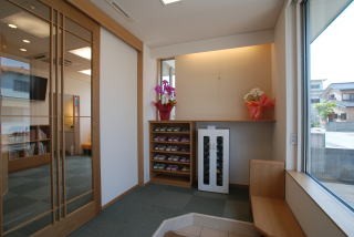 エントランスから快適な空間となっています