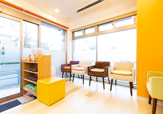 【ドックベストセメント認定医 在籍】【古川橋駅 徒歩15分】できるだけ削らない虫歯治療で患者様の歯を守るともや歯科