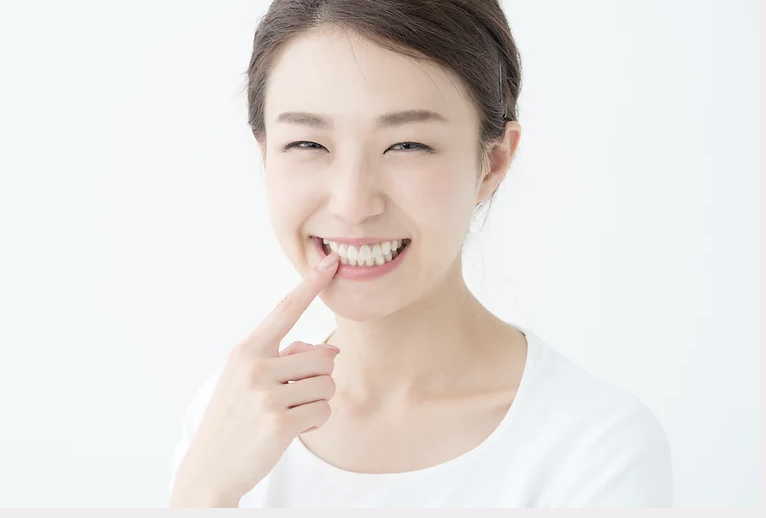 審美歯科を通じて、患者様の笑顔をより美しくするお手伝いをしています