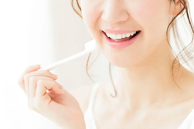 健康な歯を守るため、定期的なメインテナンスとセルフケアを大切にしましょう