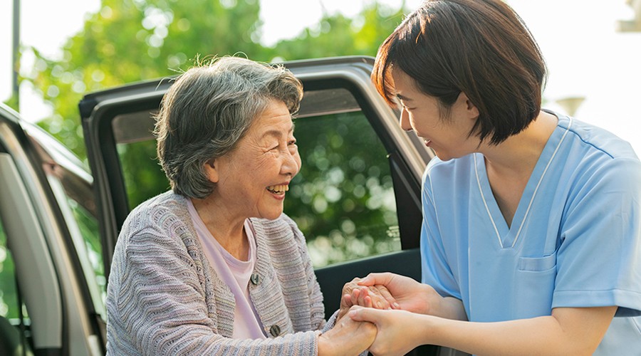 適切な口腔ケアを受けることが大切です