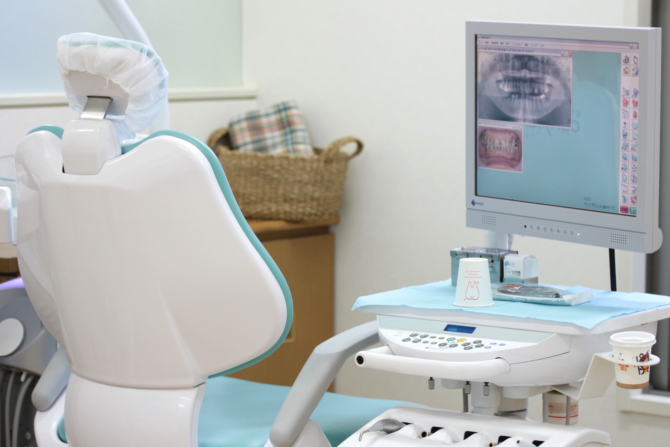 各ユニットのモニターで口腔内が確認できます