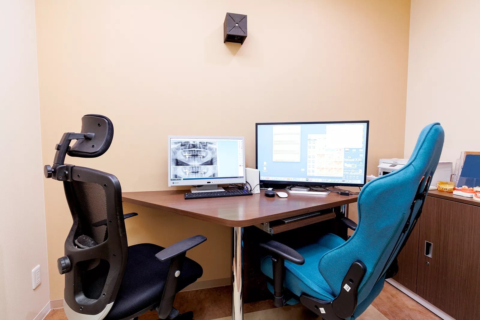 カウンセリングルームは完全個室となっておりますのでご安心ください