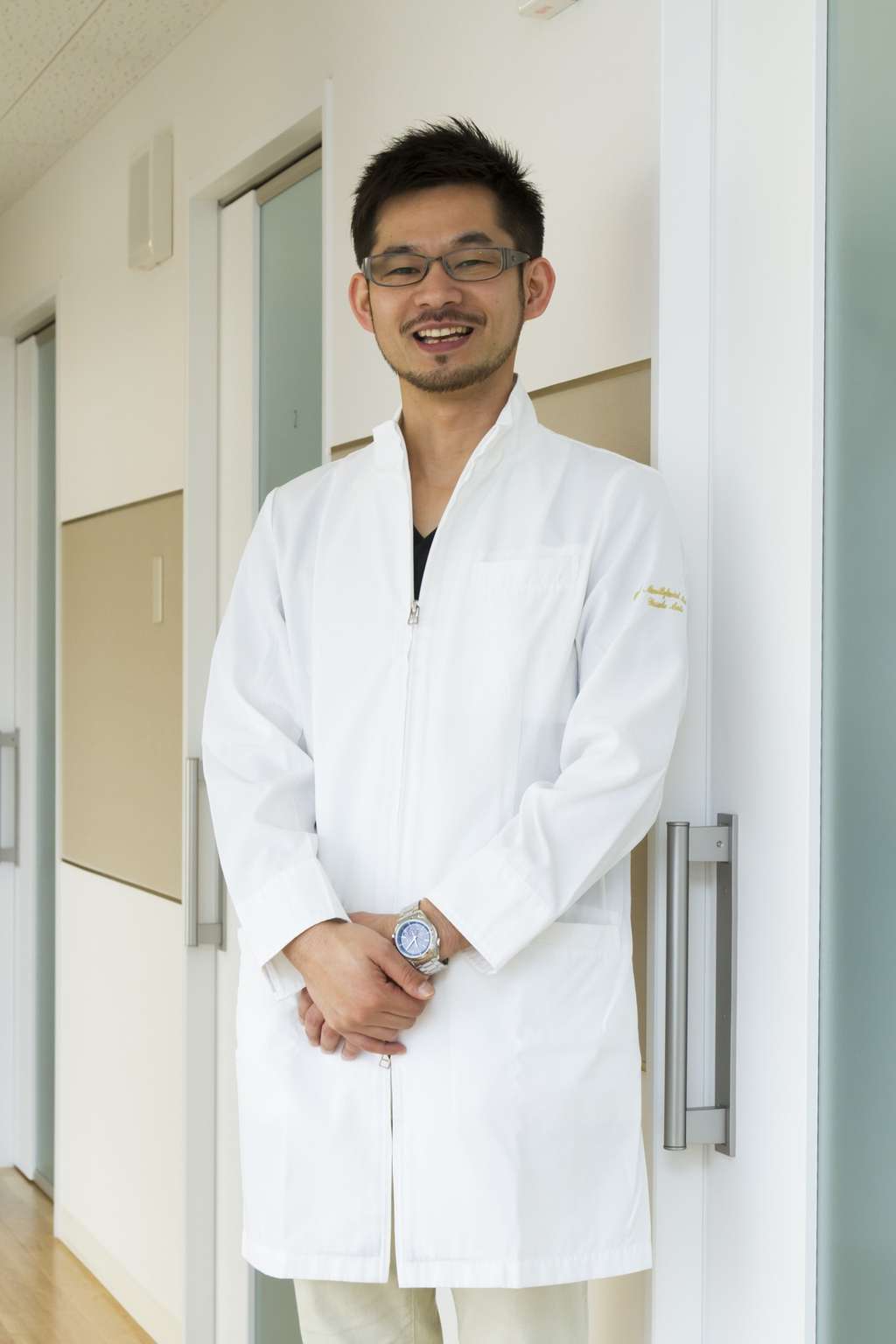 院長の佐藤祐介