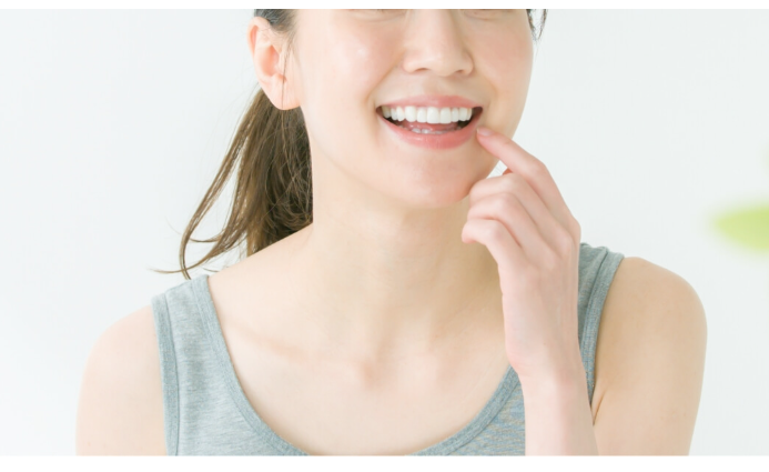 自分の歯のようにしっかり咬めることが特徴です