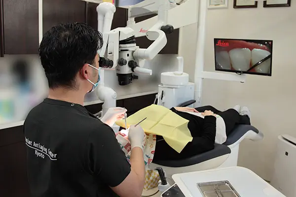 ご自宅や施設でも、医院と変わらぬ丁寧なケアを