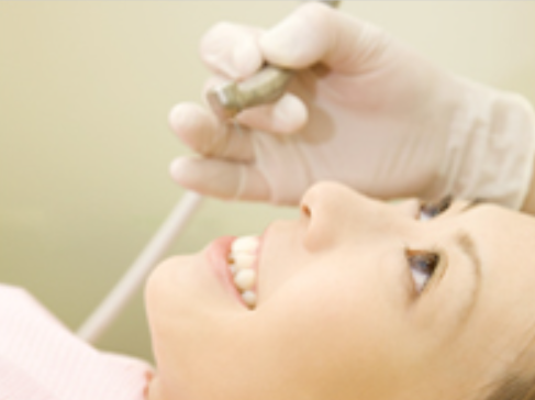 歯の健康を守るために、定期的な検診と適切なケアが大切です。