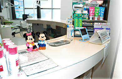 【金沢文庫駅より徒歩3分】【土日祝診療あり】日本矯正歯科学会専門医による安心の治療を行う永井矯正歯科医院