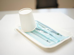 ①ポータブルユニット②診療器具③訪問診療用ユニット