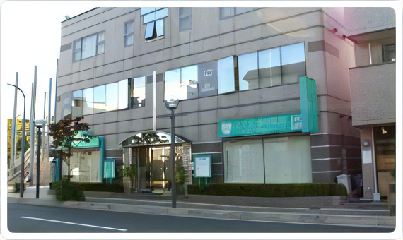 【仁川駅より徒歩2分】予防から審美まで幅広く対応、家族で通えるとたに歯科医院