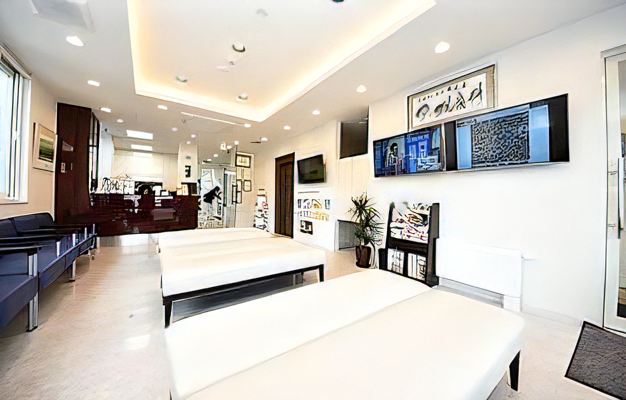 【野幌駅 徒歩1分】​矯正と口腔外科に強みをもつアップル歯科 矯正歯科 総合クリニック江別