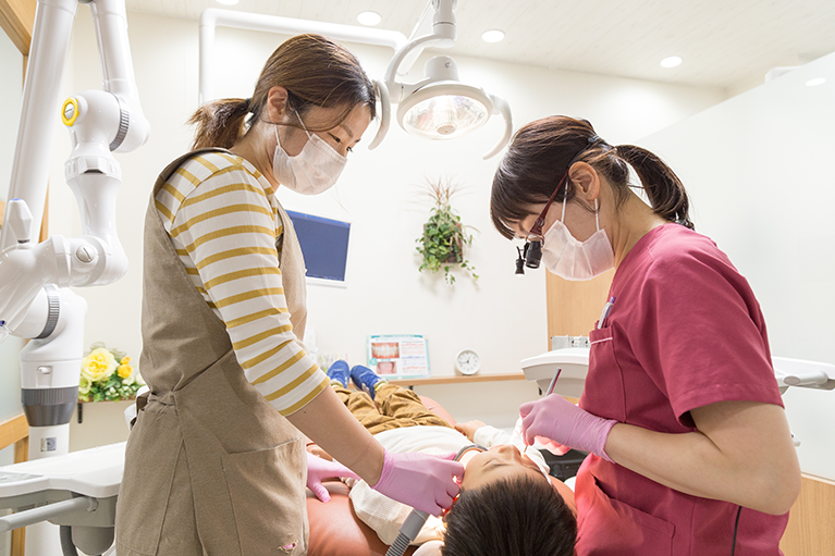治療前の説明を丁寧に行うので、安心して治療を開始できます